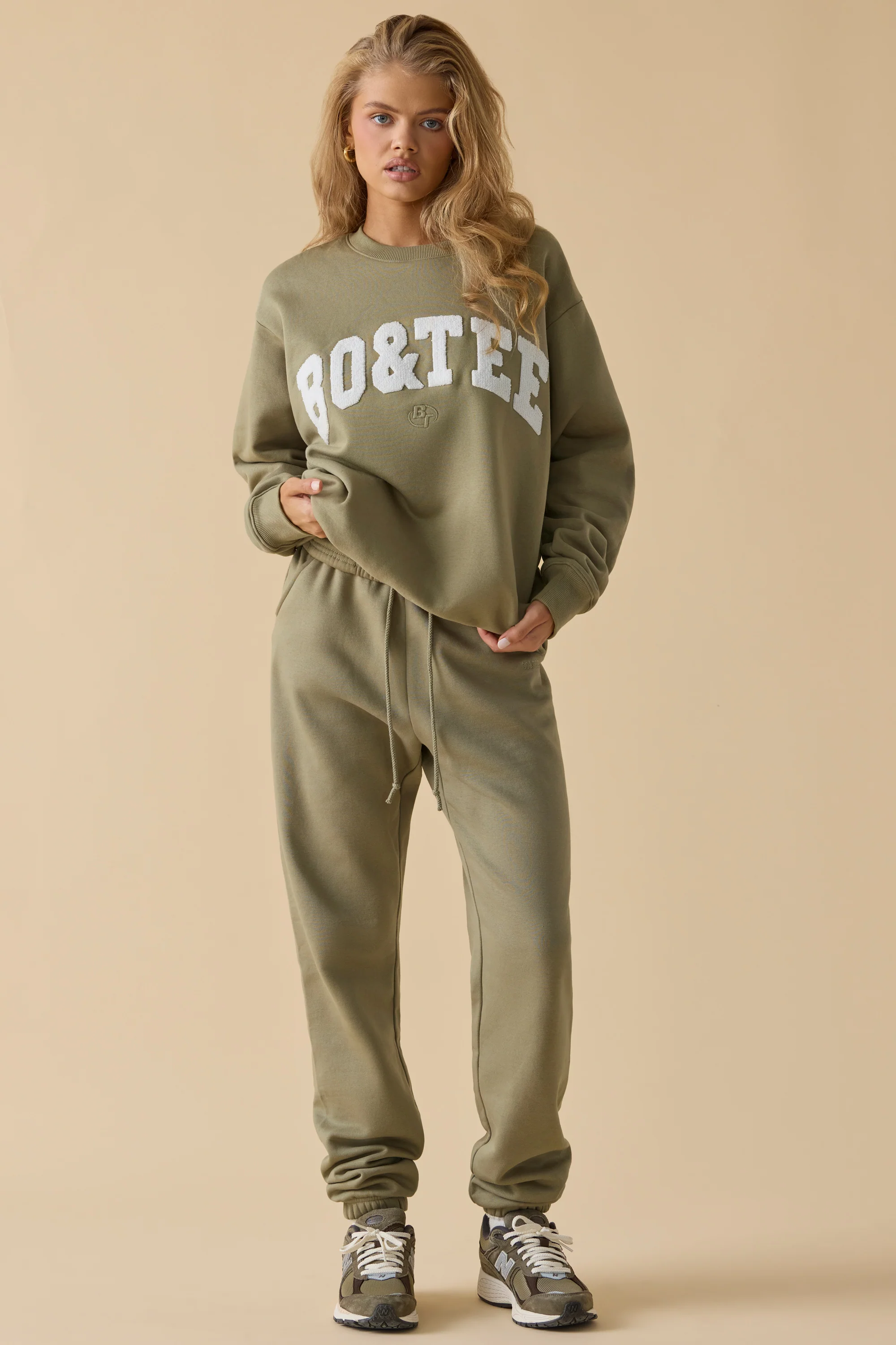 Cotton Fleece Mid-Rise Joggers in Khaki Green - Image 10
